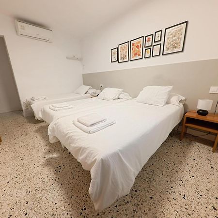 Hostal Y Apartamento Moli De Mar Lloret de Mar Exterior photo